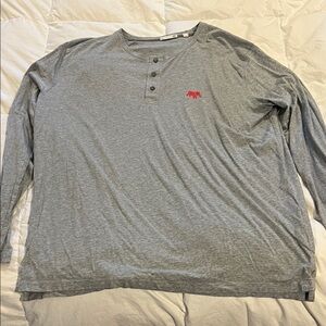 Men’s Alabama Long Sleeve Shirt
Size: XL